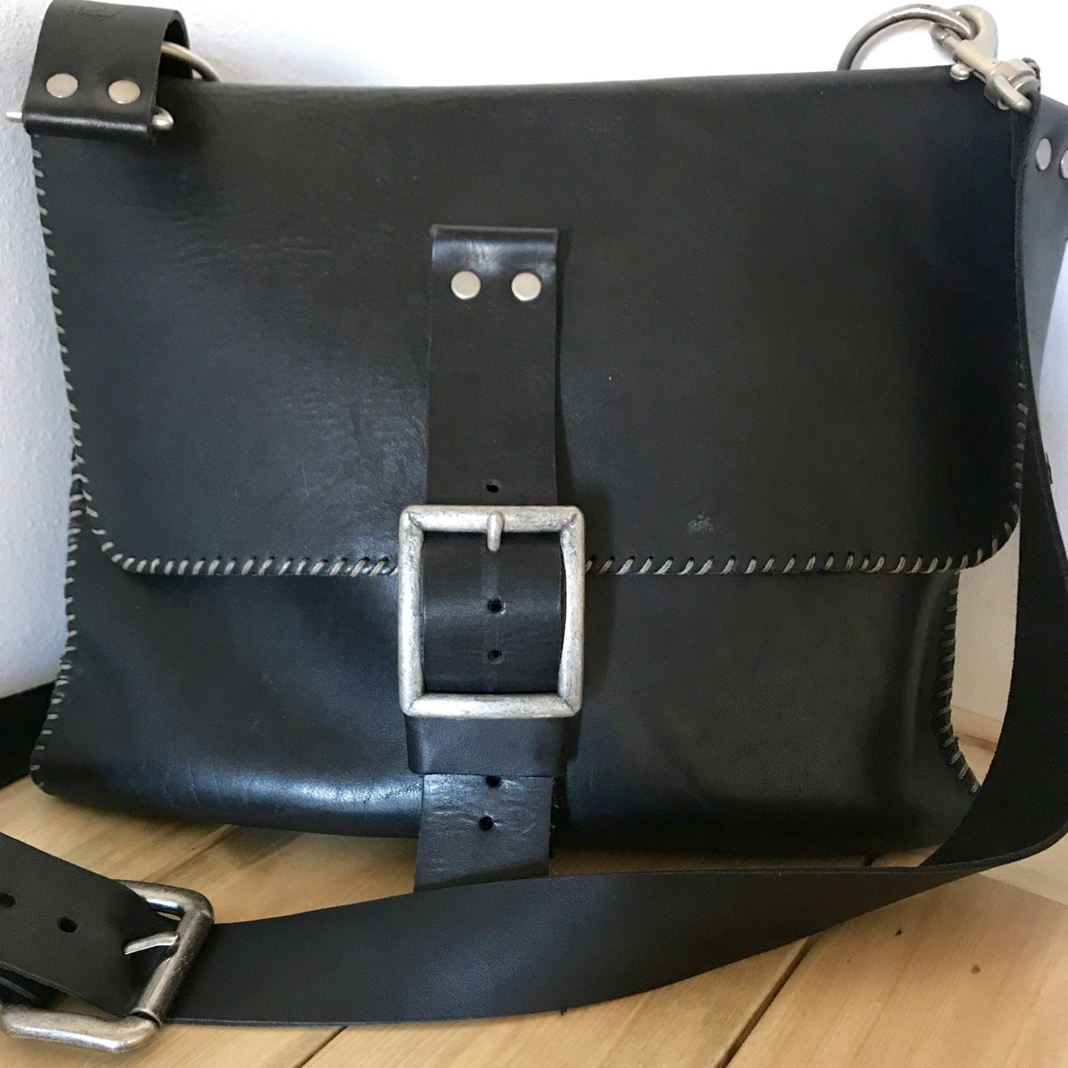 11&quot; MacBook Air Satchel